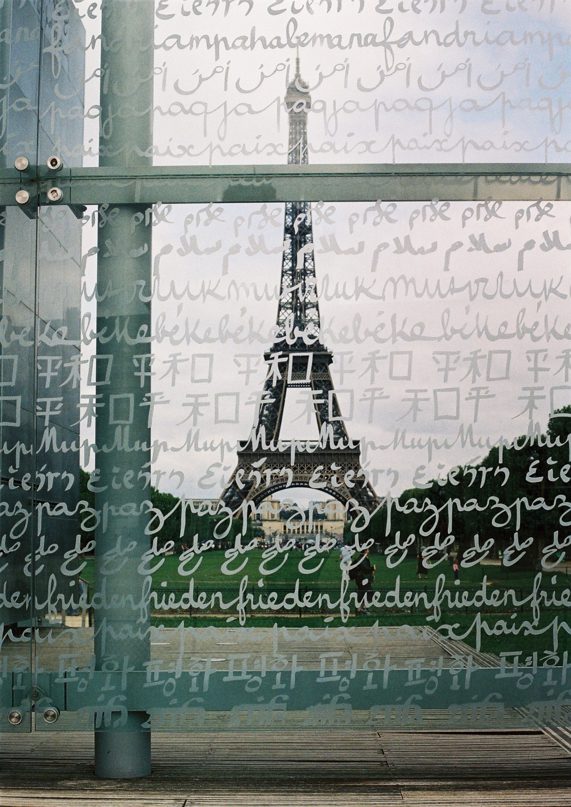 Klid u Eiffelovy věže