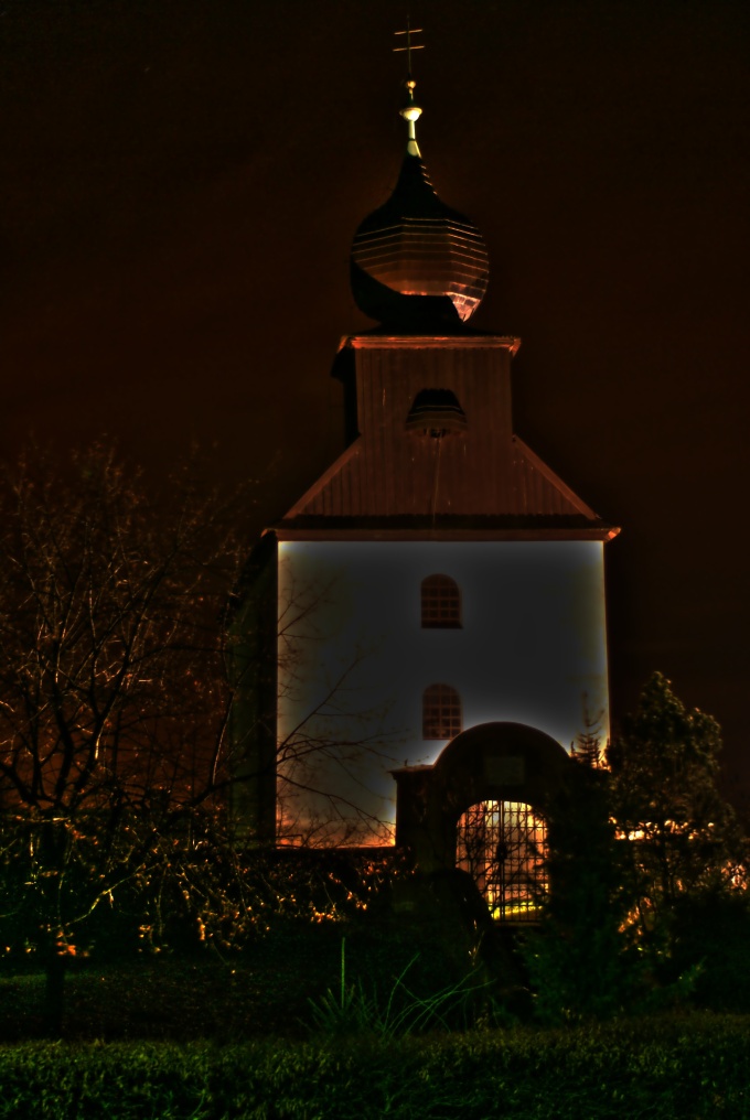 Kostel Řečany nad Labem