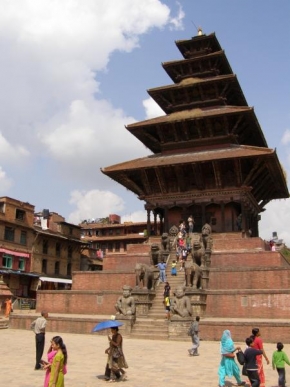 Architektura a památky - Bhaktapur Nyatapola Temple, Nepál