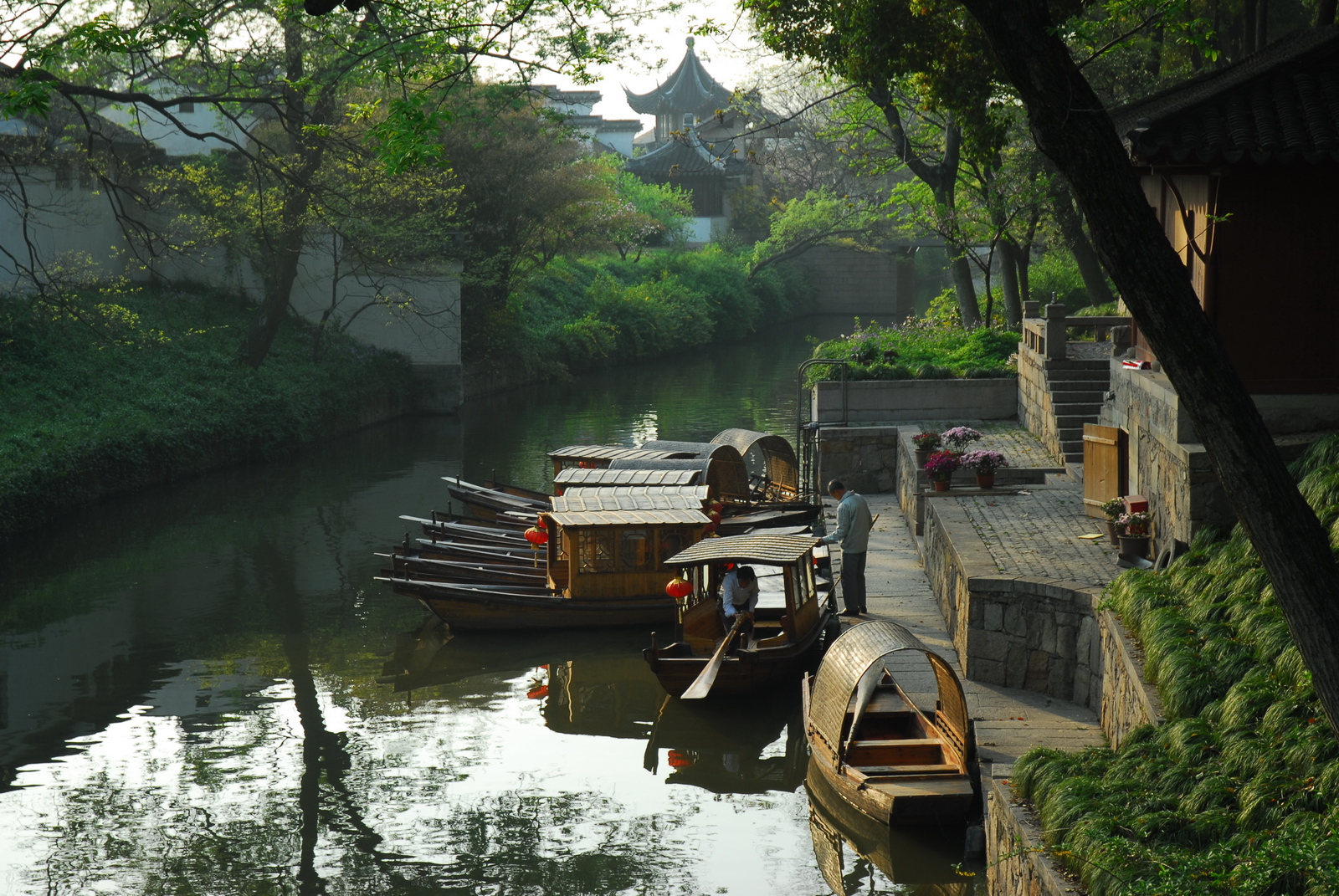Chinese Boats on the River