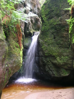 Místo, které nejraději fotografuji - Vodopád v Adršpachských skalách