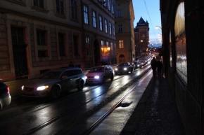 Dlouhé noci a život po setmění - Noční Praha