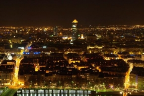 Dlouhé noci a život po setmění - Lyon - živoucí město