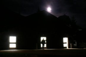 Dlouhé noci a život po setmění - Fotograf roku - Kreativita - Troje dveře