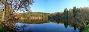 Krajina posedlá vodou - Rybník-panorama