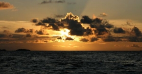 Slunce je veliký básník! - Maledivy-boží prsty