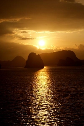 Slunce je veliký básník! - Východ slunce v Ha Long (Vietnam) 2