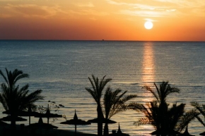 Slunce je veliký básník! - Klidná pláž v Egyptě