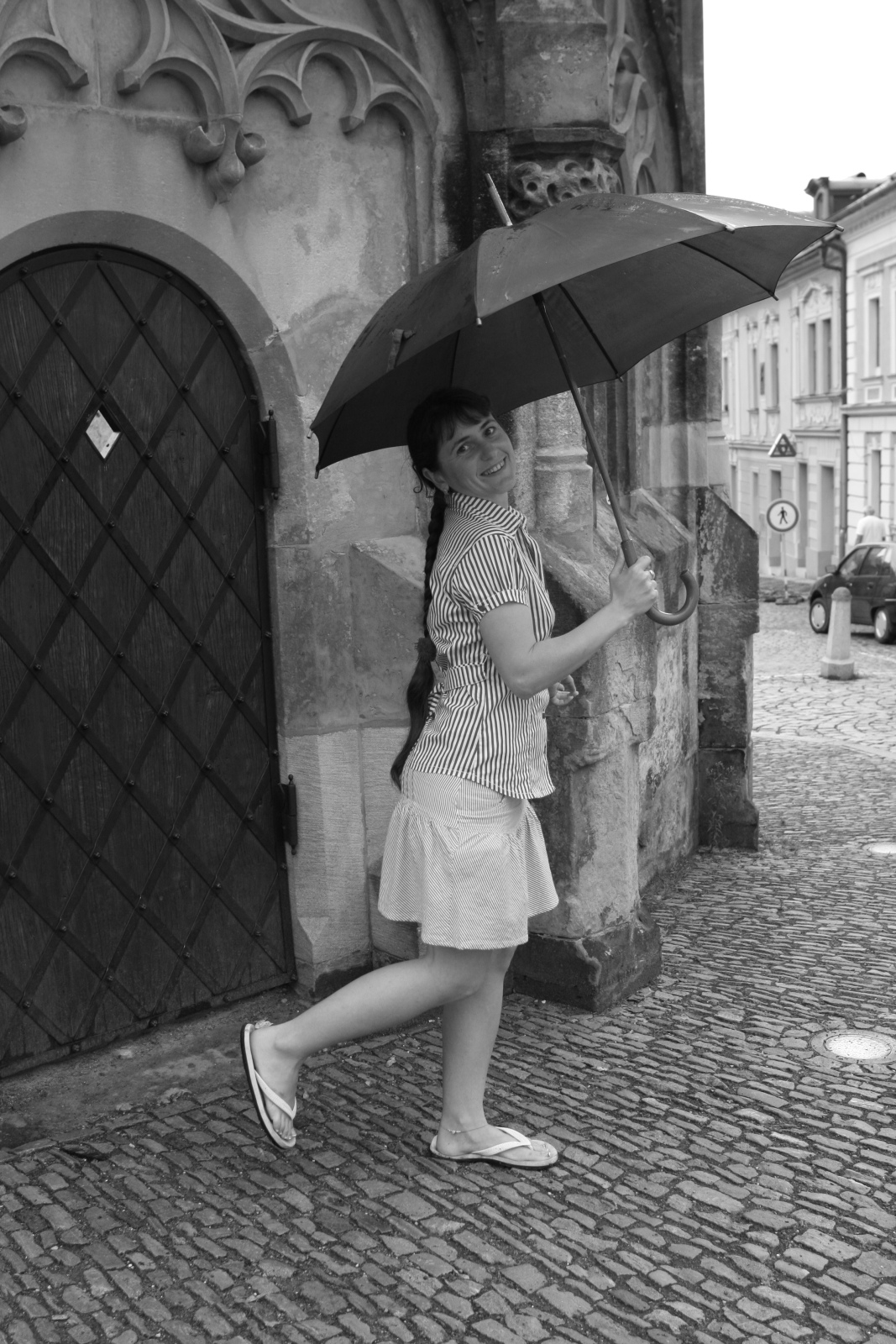Slečna s deštníkem
