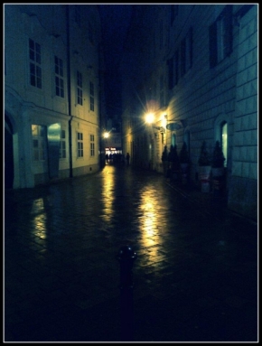 Chodím ulicí - Noční ulice v Bratislavě