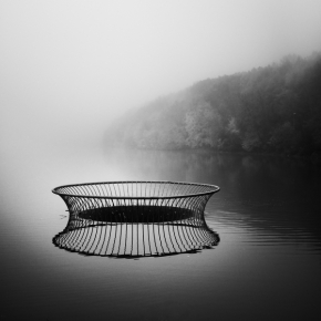 Černobílá fotografie - Na přehradě