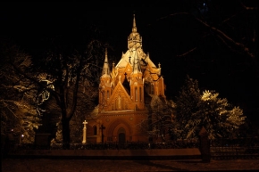 Zimní podvečer - Kostelík na kraji města
