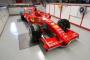 Jaroslav Halíř - Děti na předváděčce nového ferrari