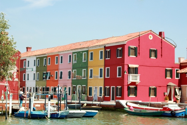Farebné domčeky 