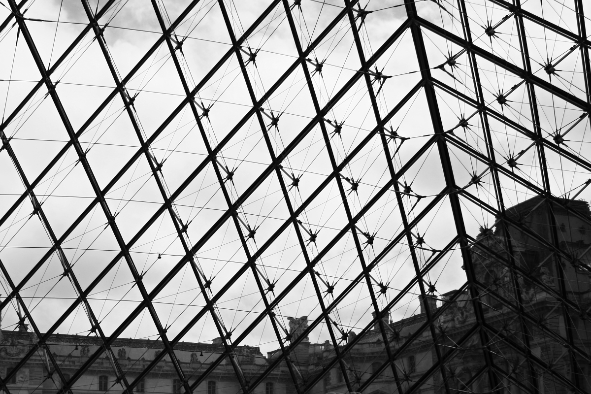 pohled z Louvre na Louvre