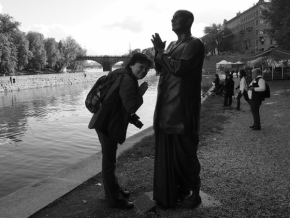 Fotograf roku na cestách 2012 - Rena a mnich