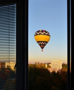 Z mého domova - Fotograf roku - Kreativita - VI.kolo - Za oknem