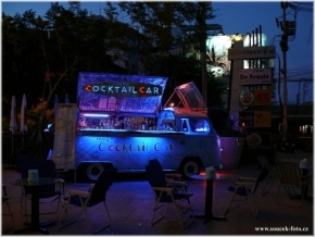 Za soumraku i za svítání - Cocktail Car