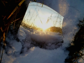 Dominika Sedláková - Mrazivé slnko v zrkadle