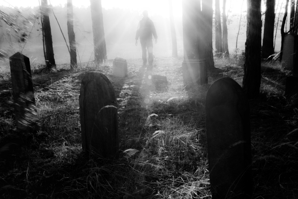 Duch lesného cintorína