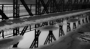 Zimní království - Zima na mostě