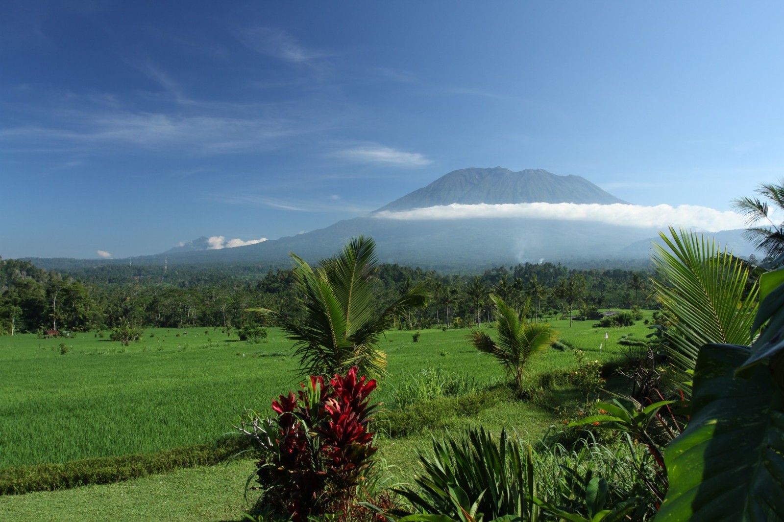 Sopka Agung, Bali
