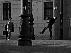 Fenomén Street Foto - Fotograf roku - Kreativita - VII.kolo - Praha III.
