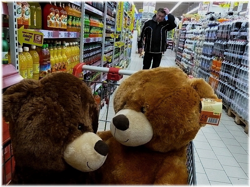 Medvědi v marketu ?
