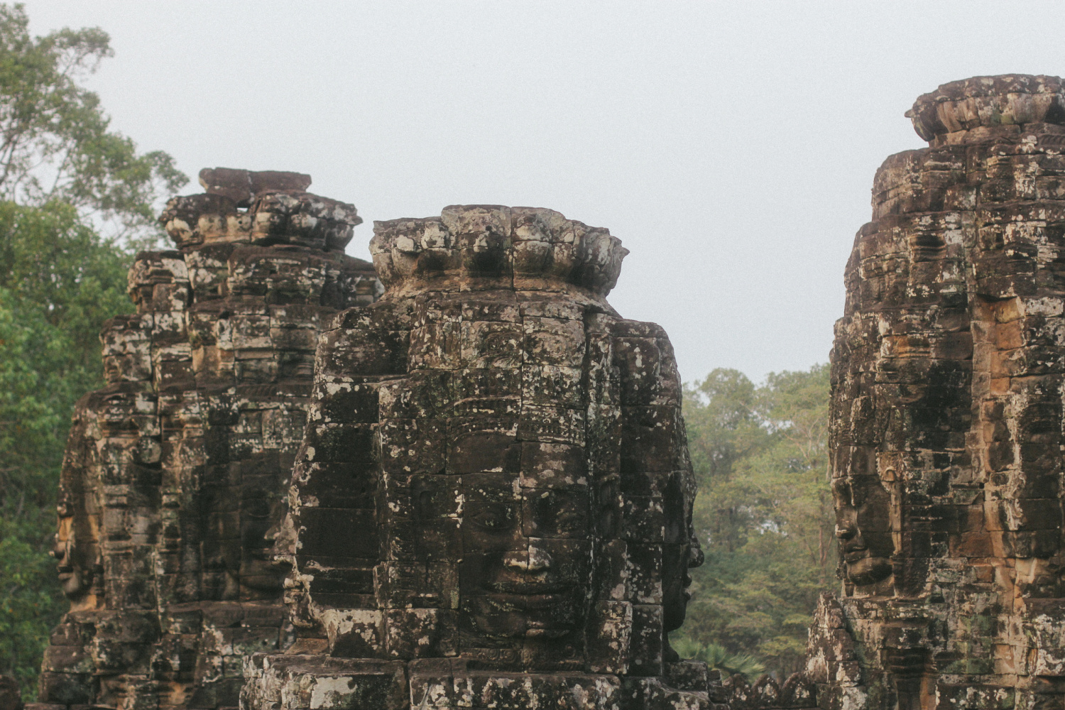 Tváre Angkor Watu
