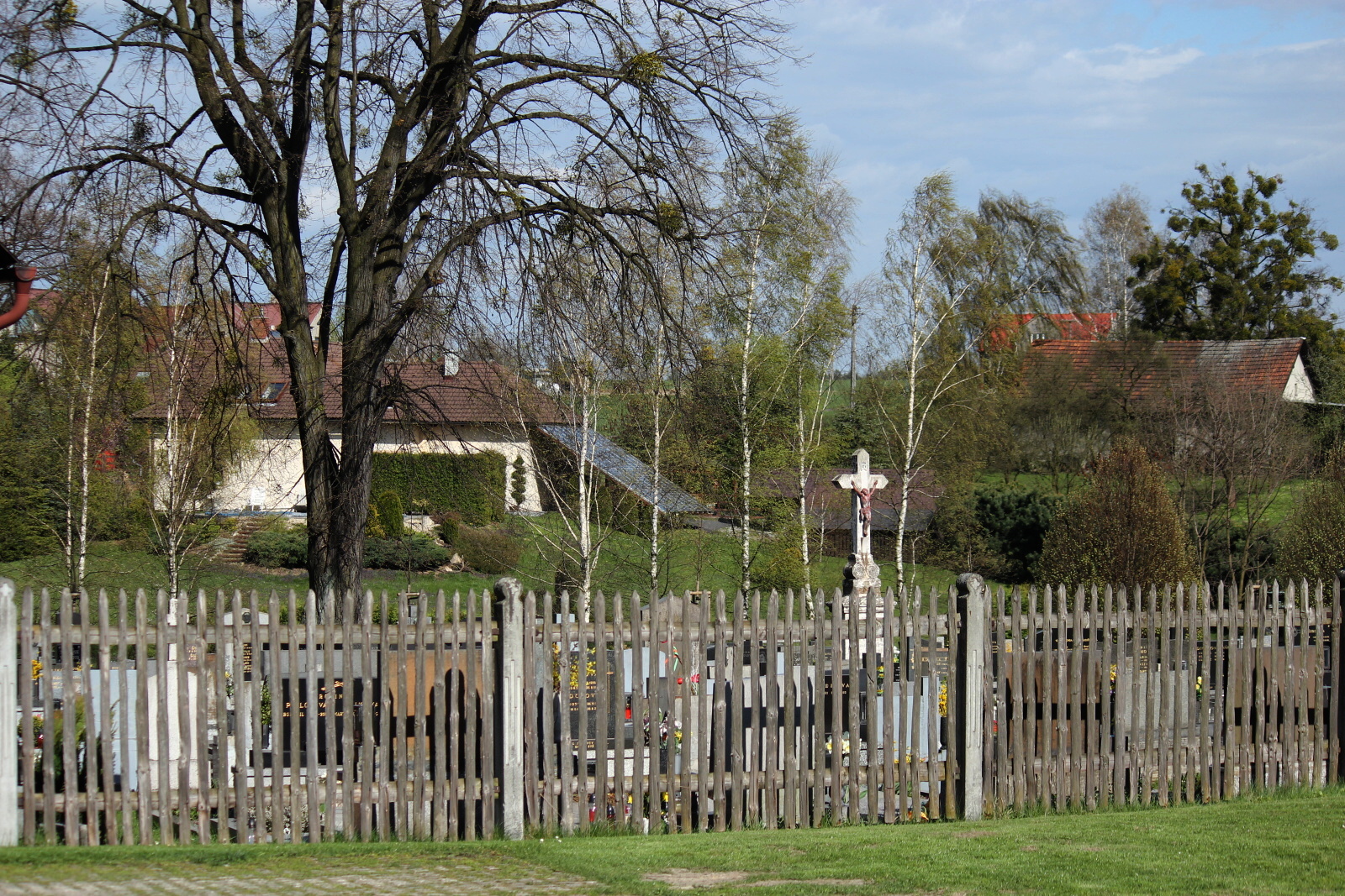 Vesnický hřbitov