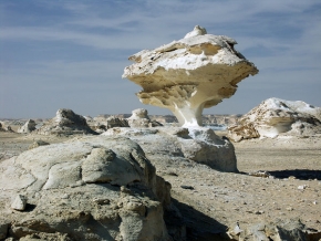Má nejkrásnější krajina - Egypt - Kamenné skulptury v Bílé poušti