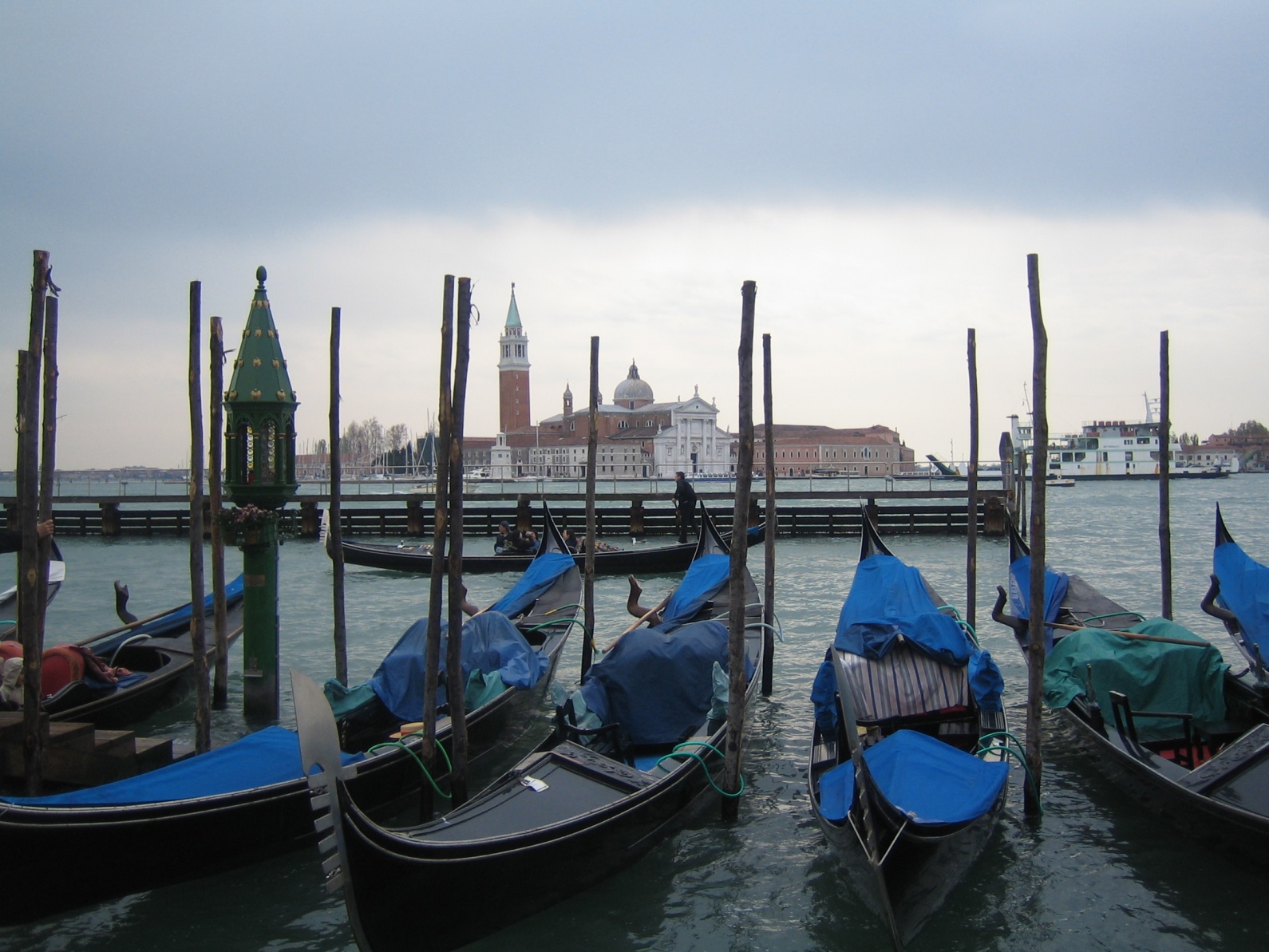 Benátky v poledne