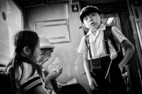 Nádherný svět dětí - Fotograf roku - Kreativita - VI.kolo - Cesta ze školy
