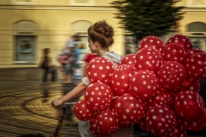 Petr Soldán - Dáma s balónky
