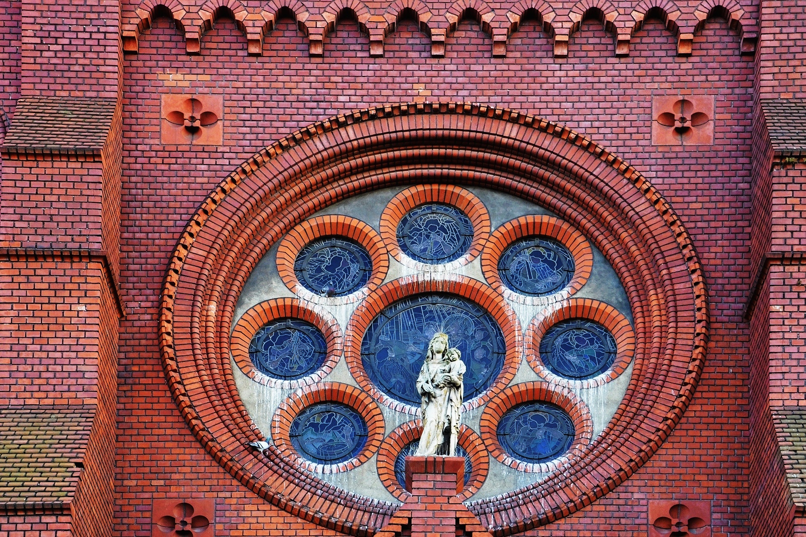 Detail kostela sv.Pavla