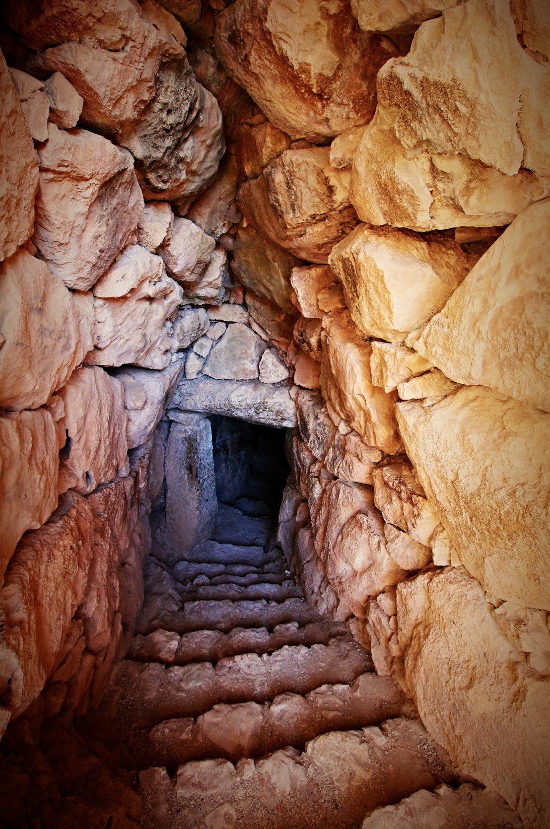 Schody do podzemí