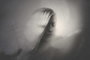 Portrét  - In the Shadows of Light
