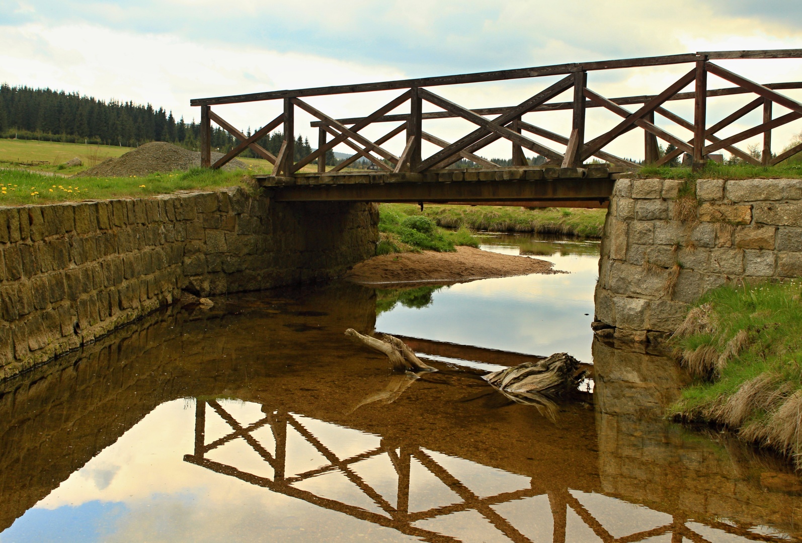 Most přes Jizerku