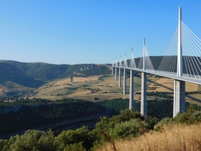 Objekty v krajině zasazené - Viadukt