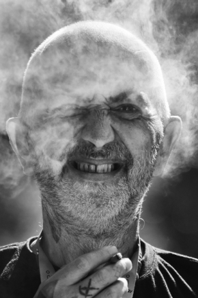 Portrét - Fotograf roku - Kreativita - II.kolo - Kouř