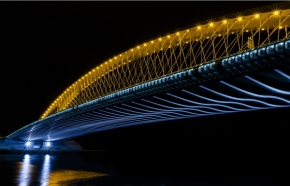 Fotogenická architektura - Fotograf roku - Kreativita - IV.kolo - Most v noci