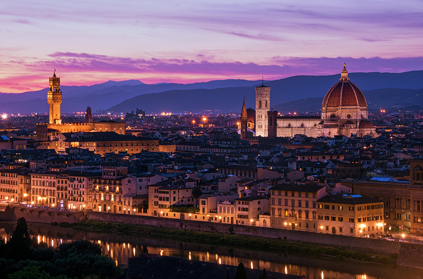 Noční Florencie