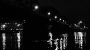 Tóny černé a bílé - Železniční Most