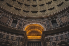 Církevní architektura - Fotograf roku - Kreativita - IV.kolo - Světlo Pantheonu