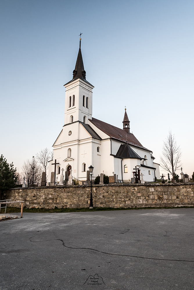 Kostel sv. Ignáce z Loyoly na Borové