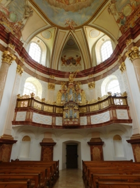 Církevní architektura - Kostel