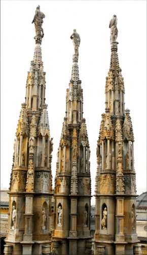 Církevní architektura - Silná trojka