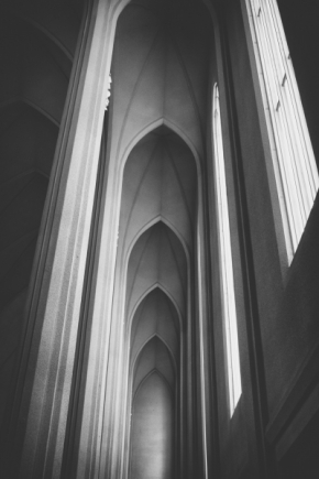 Církevní architektura - Fotograf roku - Top 20 - IV.kolo - Stín