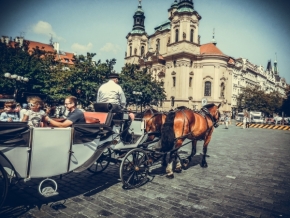 Městské okamžiky - Náměstí v Praze