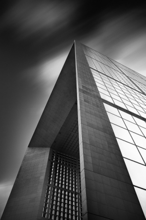 Černobílé snění - Fotograf roku - Kreativita - VIII.kolo - Lines of La Défense II.
